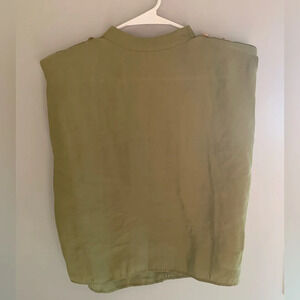 Womans ZARA Olive Green Lightweight Boxy Short Sleeve Military Button Top Sz M